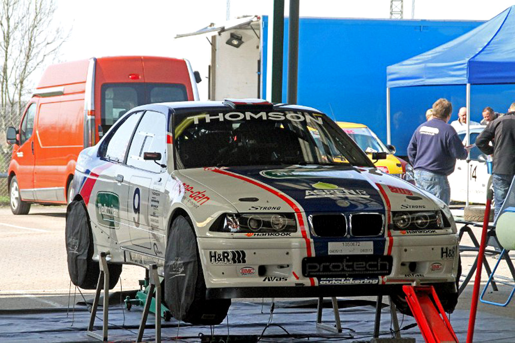 Morten Karl har bygget en både flot og hurtig BMW M3
(Foto: AWFoto)